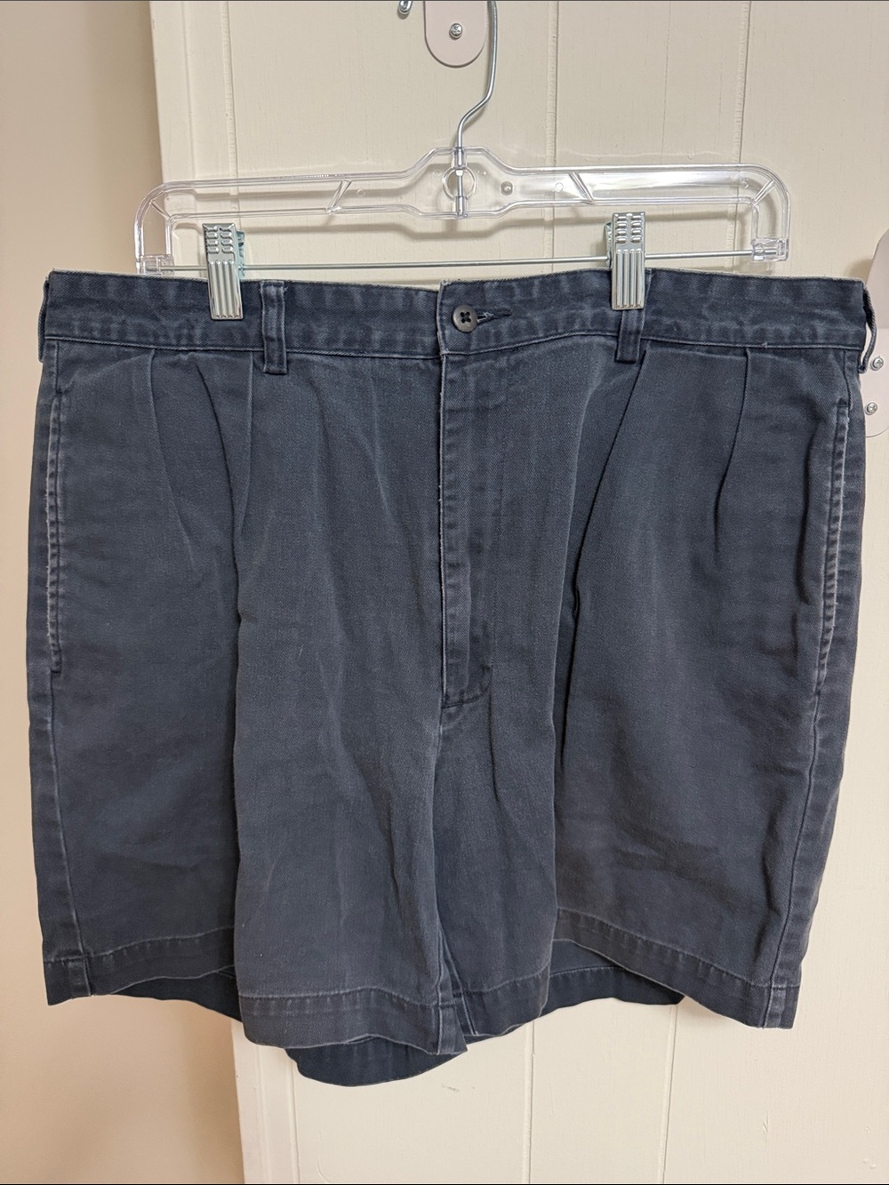 Ralph Lauren Men's Navy Pleated Cotton Shorts